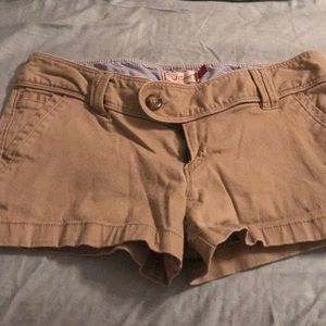 Juniors khaki shorts